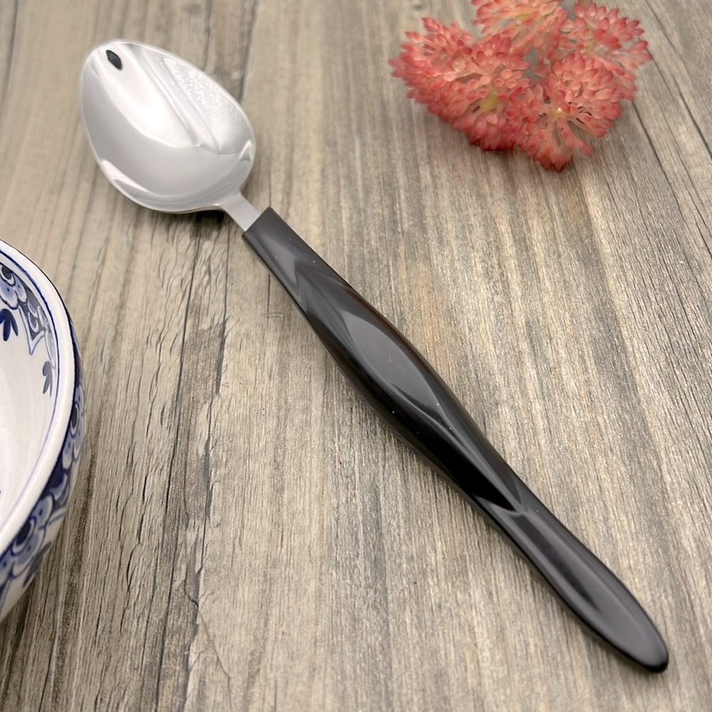 CUTCO SOUP SPOON CLASSIC HANDLE VINTAGE FLATWARE INDIVIDUAL